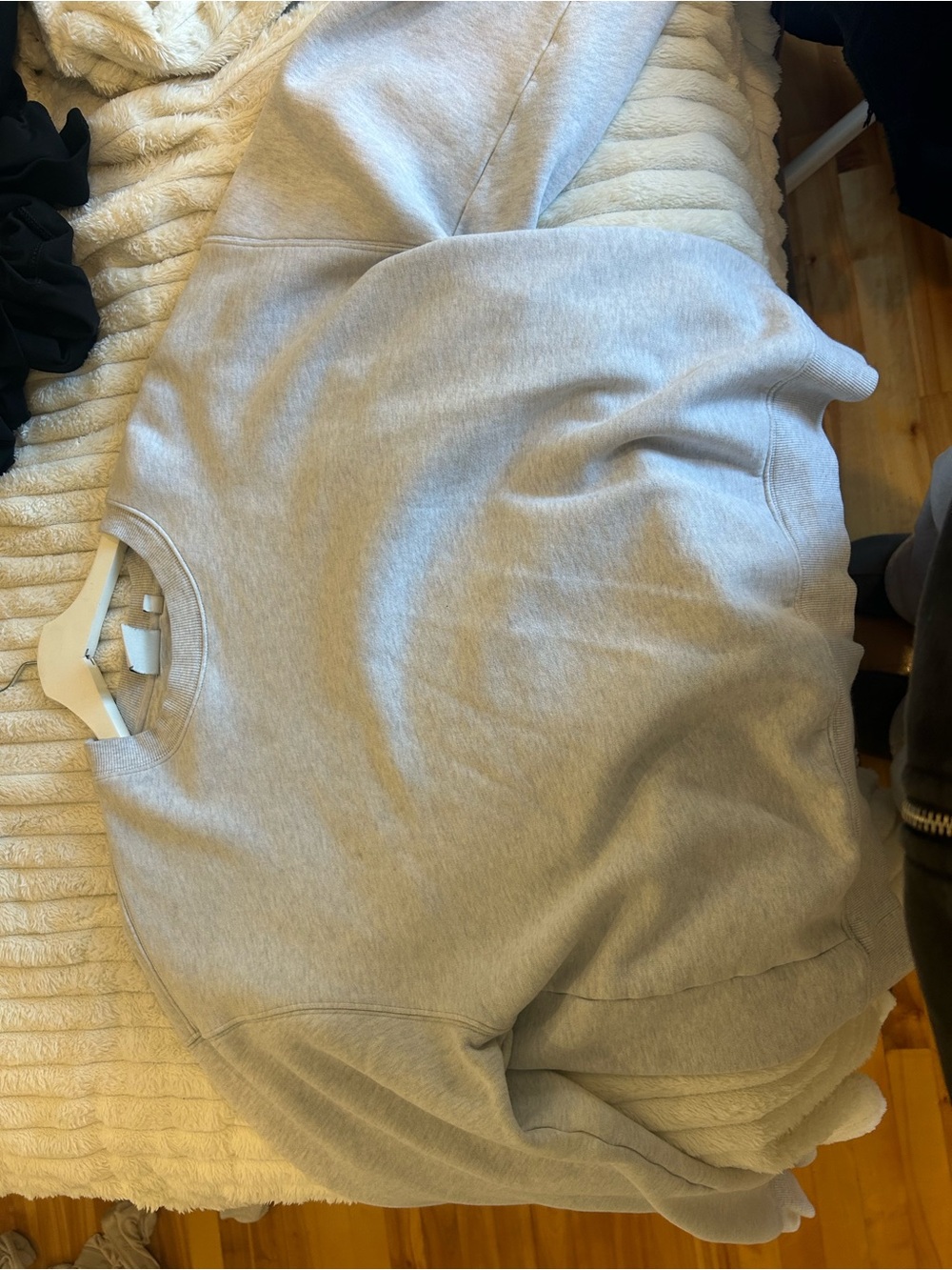 Aritzia Light Gray Crewneck Sweater